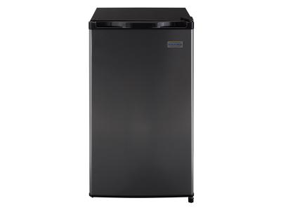 19" Marathon Deluxe 4.5 Cu.ft. Capacity Refrigerator in Black steel - MAR45BLS-1