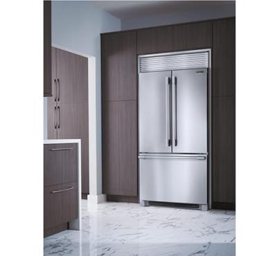36" Frigidaire Professional 22.3 Cu. Ft. French Door Counter-Depth Refrigerator - FPBG2278UF