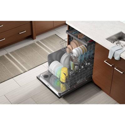 24" Whirlpool Built-In Undercounter Dishwasher in Black Stainless Steel - WDT750SAKV