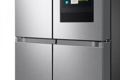 36" Samsung Smart 4-Door Flex Refrigerator with Family Hub and Beverage Center  - RF29A9771SR