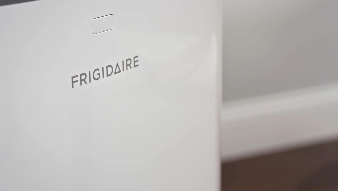 Frigidaire 12000 BTU 3–in-1 Portable Room Air Conditioner - FHPW122AC1
