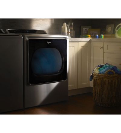 29" Whirlpool Cabrio 8.8 cu. ft. High-Efficiency Gas Steam Dryer - WGD8500DC