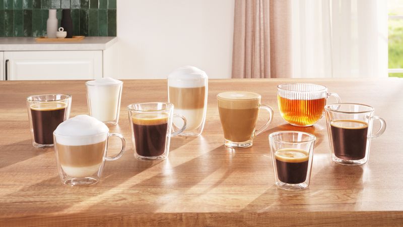 Bosch 500 Series VeroCafe Fully Automatic Coffee Machine with Removable Water Tank  in Piano Black - TPU40109