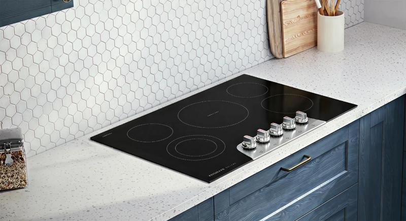 30" Frigidaire Gallery Electric Cooktop - GCCE3070BD