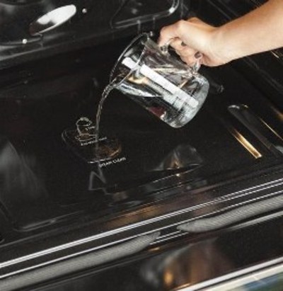 30" GE Free-Standing Gas Convection Self Cleaning Gas Range - JCGB700DEJBB